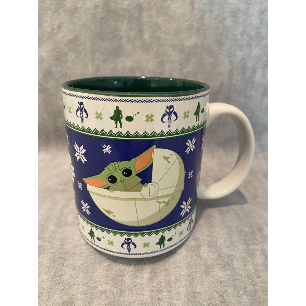 Silver Buffalo Star Wars Coffee Cup Mug The Mondalorian Yoda New
